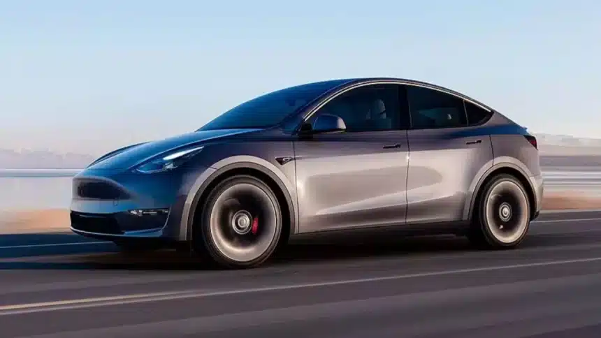 Tesla Bir İlke İmza Attı: Model Y Bütün Araba Modellerini Solladı!